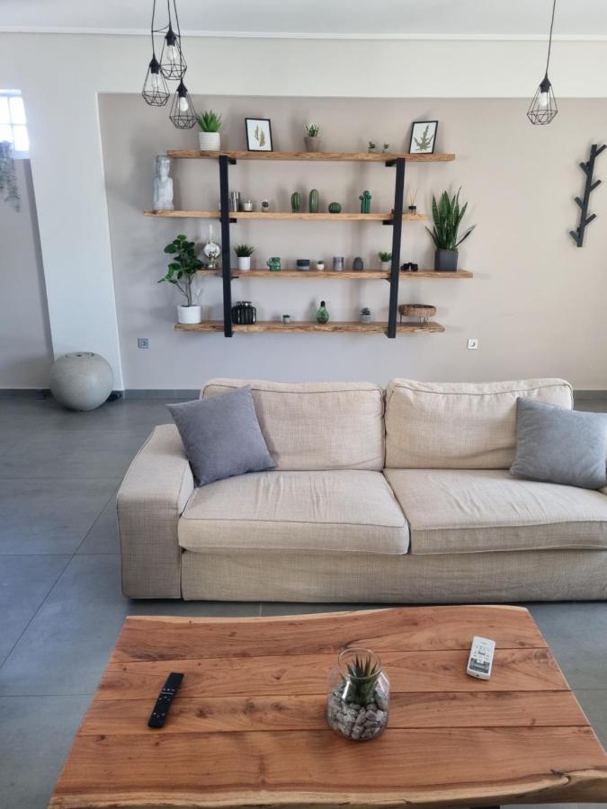 New Minimal Apartment,10' From Athens Airport Спата Экстерьер фото