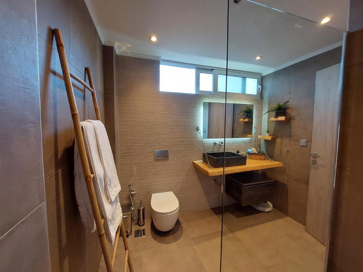 New Minimal Apartment,10' From Athens Airport Спата Экстерьер фото