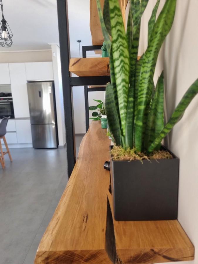 New Minimal Apartment,10' From Athens Airport Спата Экстерьер фото